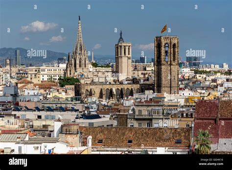 barcelona town centre|Ciutat Vella .